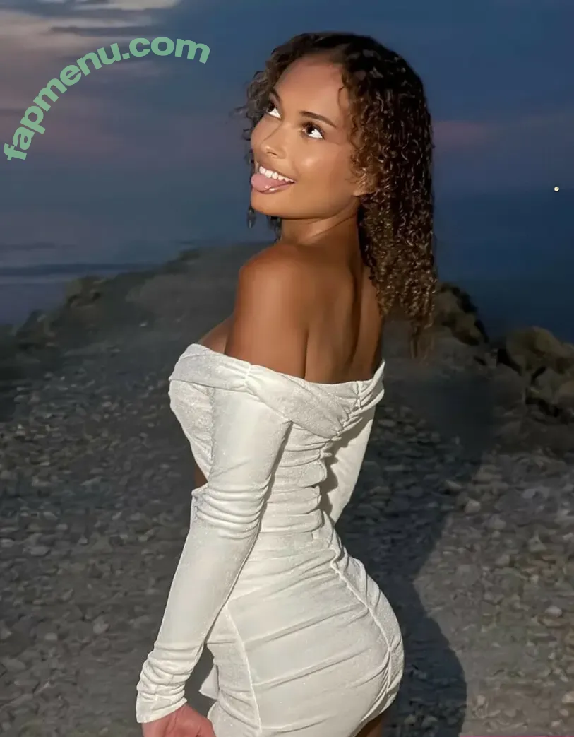 Gabby Lana nude photo #0071 (gabby_lana / gabby_staxxx)