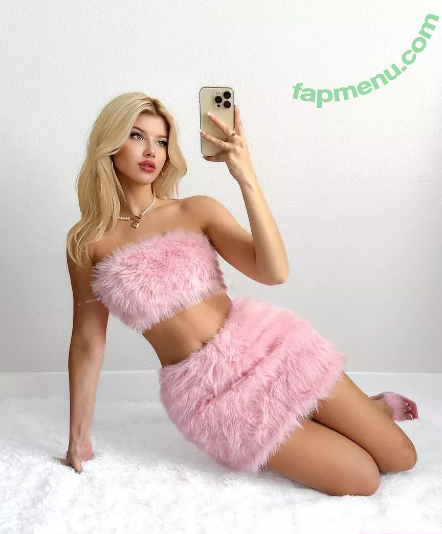Gabi Champ nude photo #3177 (Gabi Ciamp / gabiciamp)
