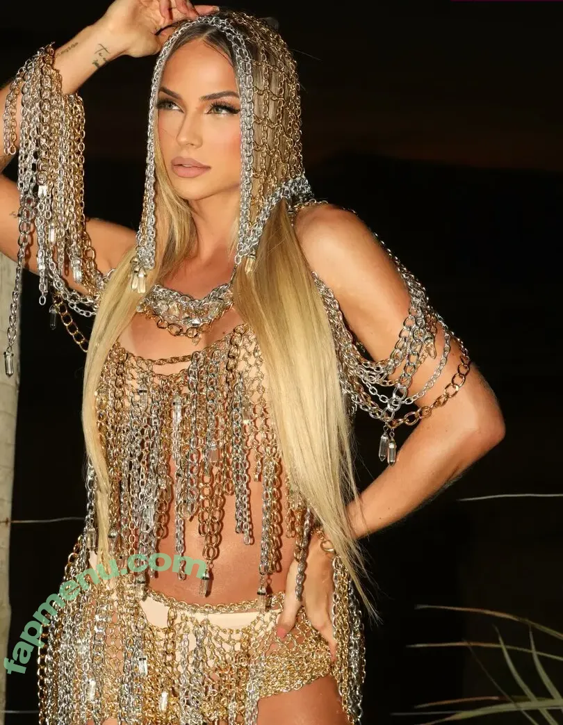 Gabi Martins nude photo #0680 (gabimartins / gabrielamartins20)