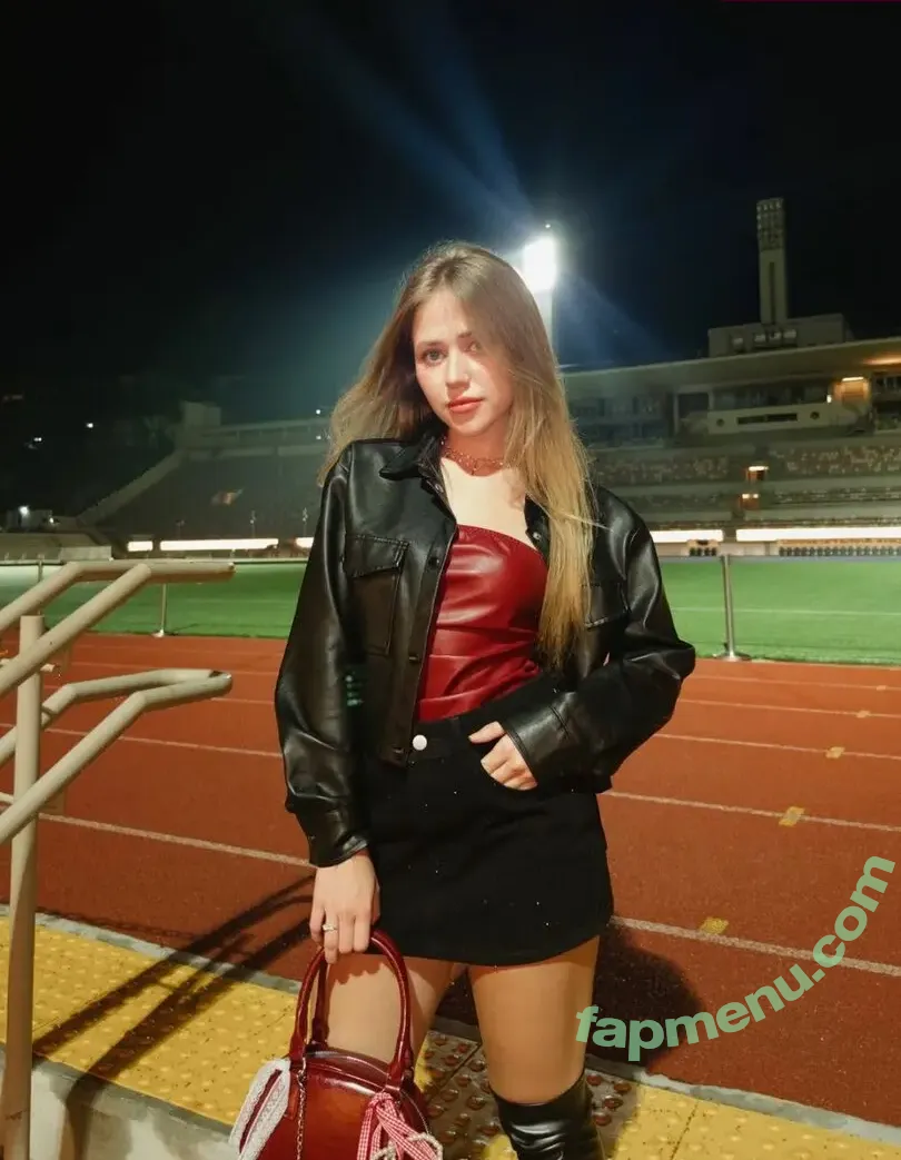 Gabi Serranone nude photo #0030 (serranone_)