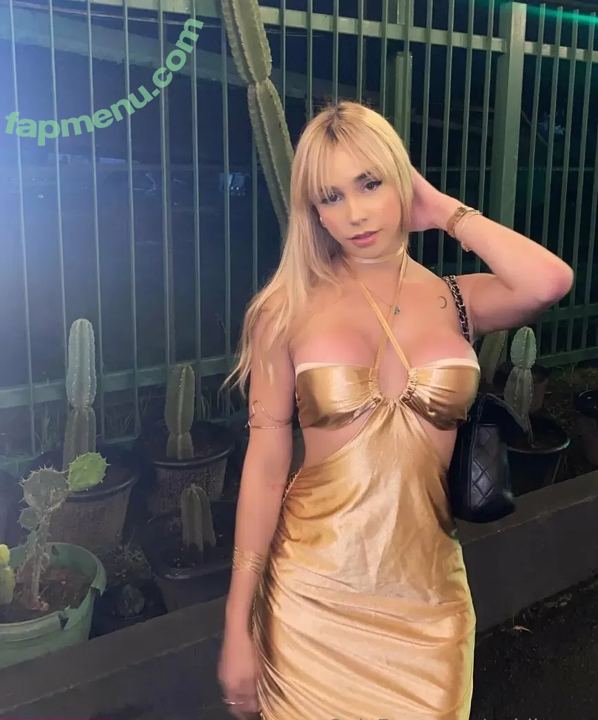 gabilunaa nude photo #0004 (gabilunaa._)