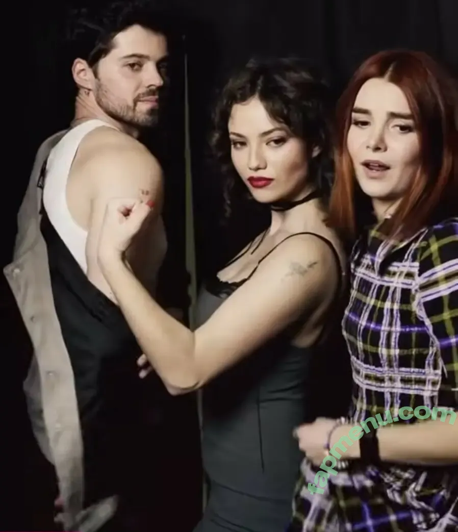 Gabriela Andrada nude photo #0047 (ga_andrada)