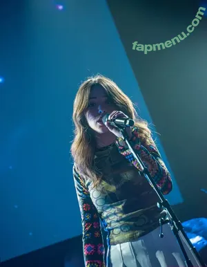 Gabriela Bee / Gabi Bee / gabrielabee nude photo #0198