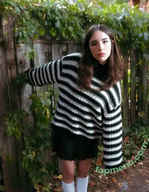 Gabriela Bee / Gabi Bee / gabrielabee nude photo #0264