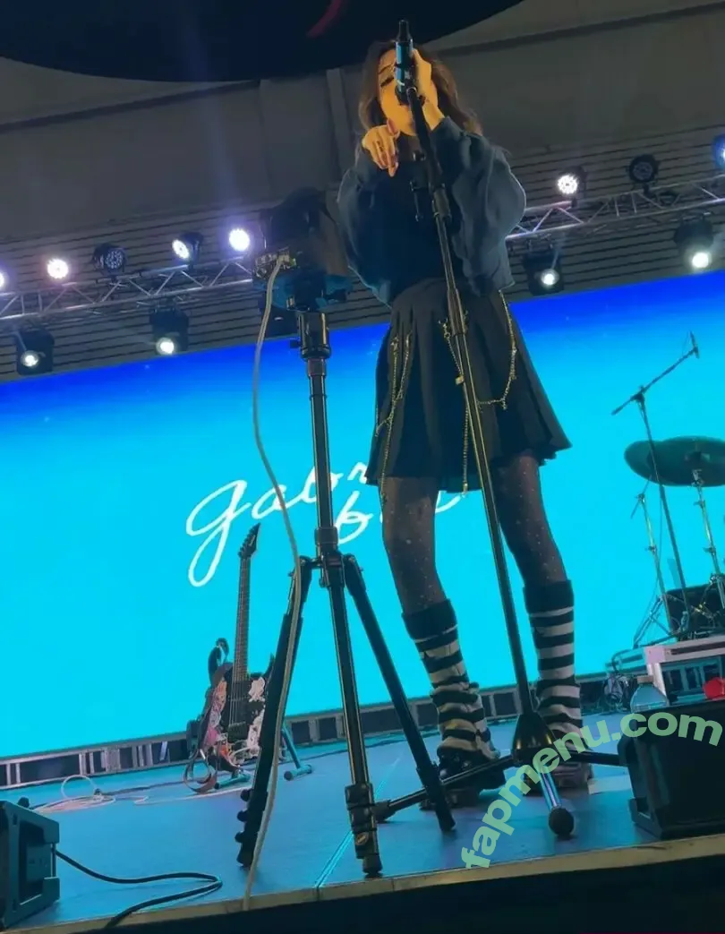 Gabriela Bee nude photo #0170 (Gabi Bee / gabrielabee)