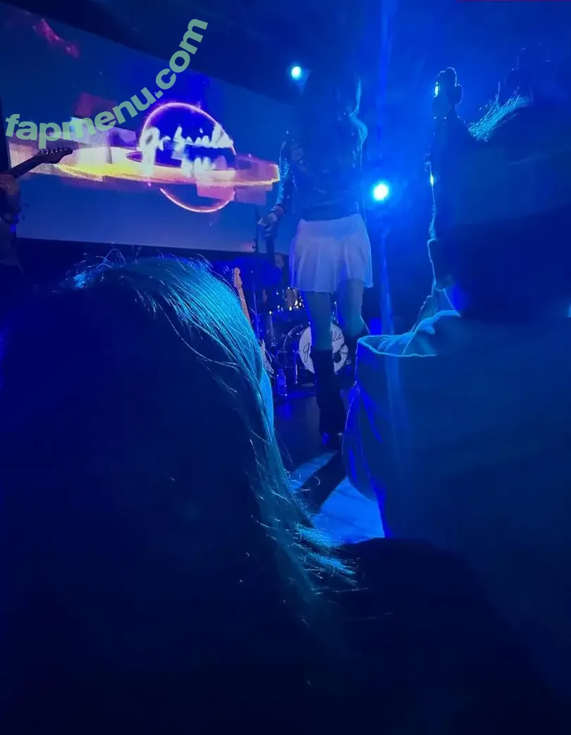 Gabriela Bee nude photo #0182 (Gabi Bee / gabrielabee)