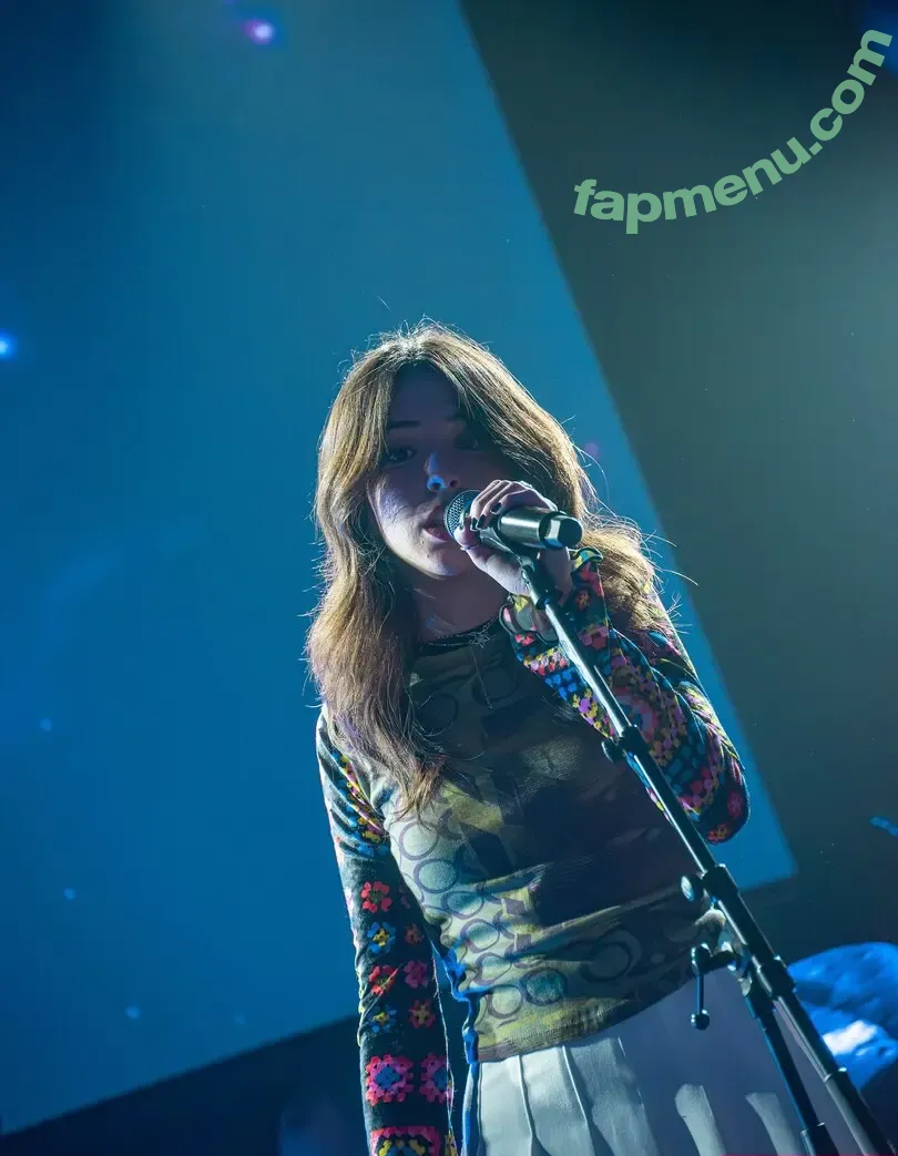 Gabriela Bee nude photo #0198 (Gabi Bee / gabrielabee)