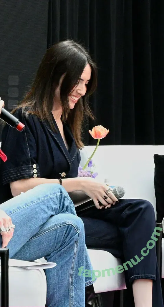 Gabriela Bee nude photo #0215 (Gabi Bee / gabrielabee)