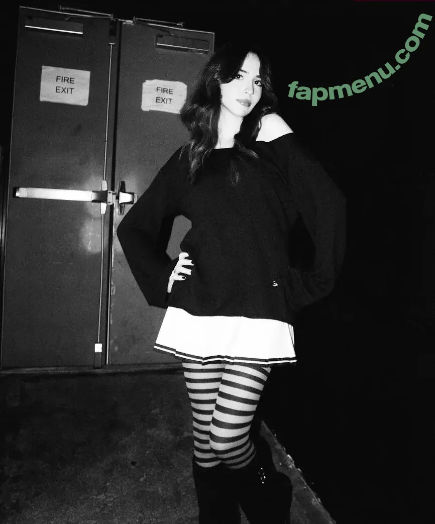 Gabriela Bee nude photo #0240 (Gabi Bee / gabrielabee)