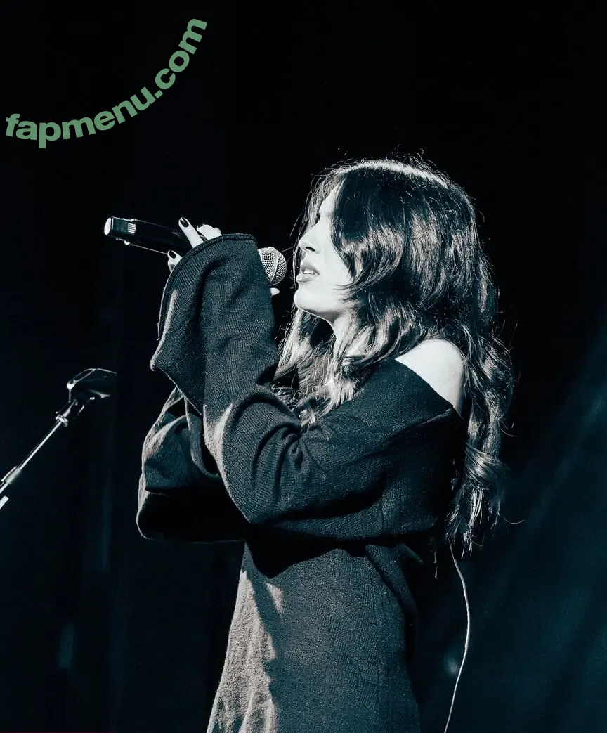 Gabriela Bee nude photo #0251 (Gabi Bee / gabrielabee)