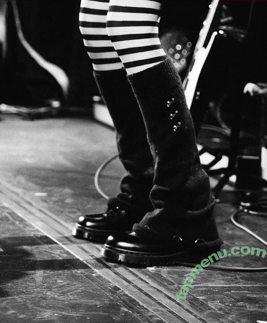 Gabriela Bee nude photo #0252 (Gabi Bee / gabrielabee)