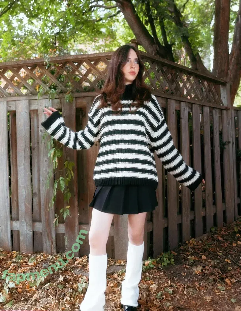 Gabriela Bee nude photo #0266 (Gabi Bee / gabrielabee)