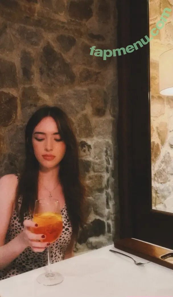 Gabriela Bee nude photo #0298 (Gabi Bee / gabrielabee)