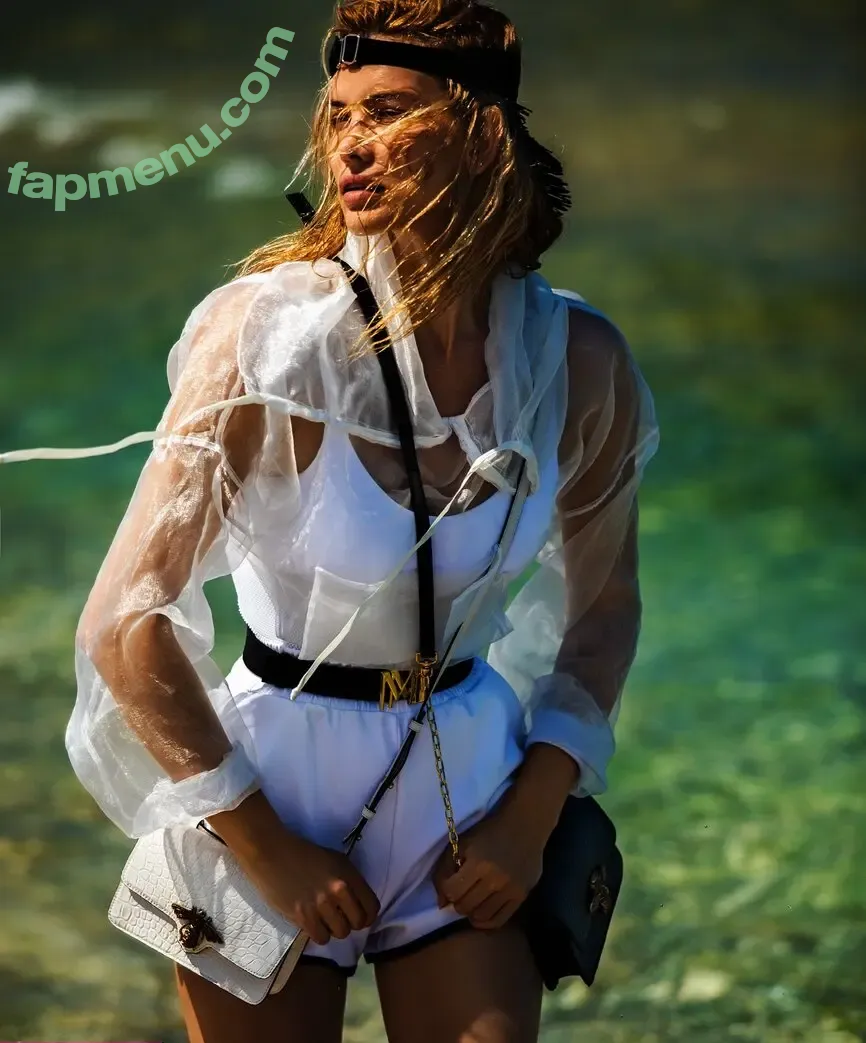 Gabriela İliescu nude photo #0027 (Gabriela Iliescu / gabrielailiescuofficial)