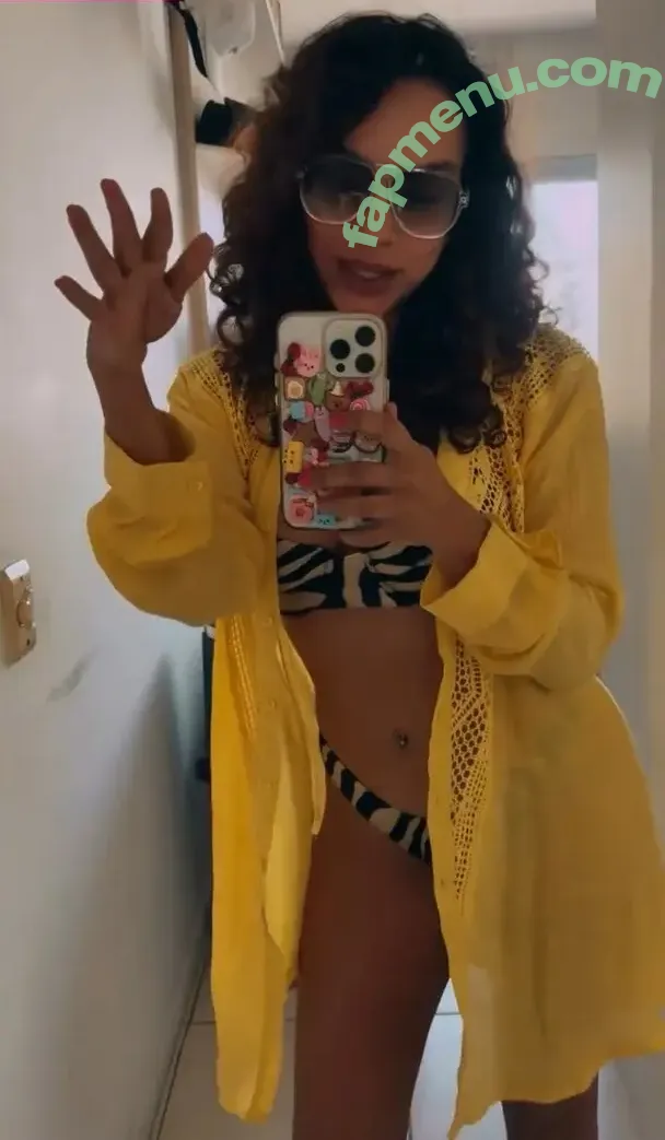 Gabriela Moreyra nude photo #0094 (gabimoreyra)