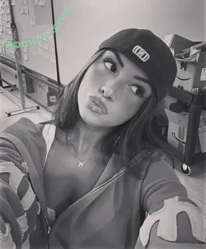Gabriela Moura / gabimfmoura nude photo #1030