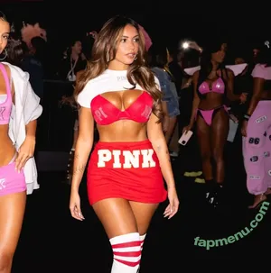 Gabriela Moura / gabimfmoura nude photo #1141