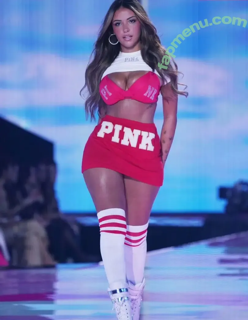 Gabriela Moura nude photo #1138 (gabimfmoura)