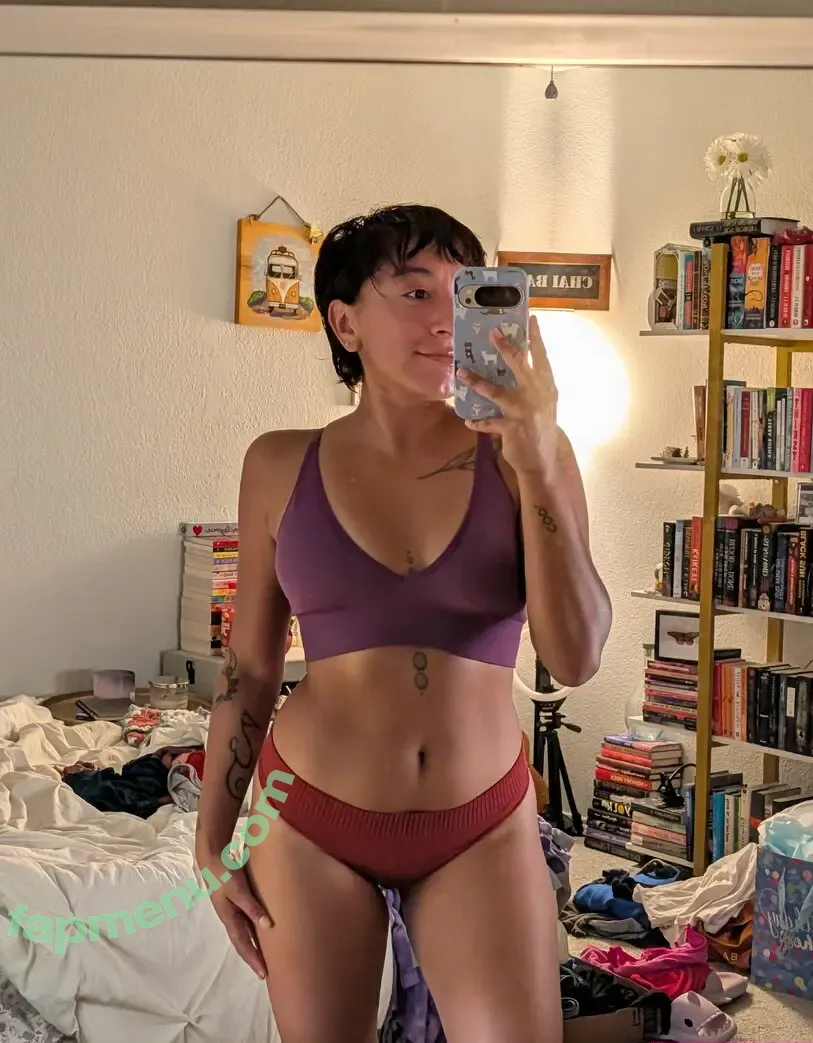 Gabriela nude photo #0228 (Japanesee / gabrielamonasterio)