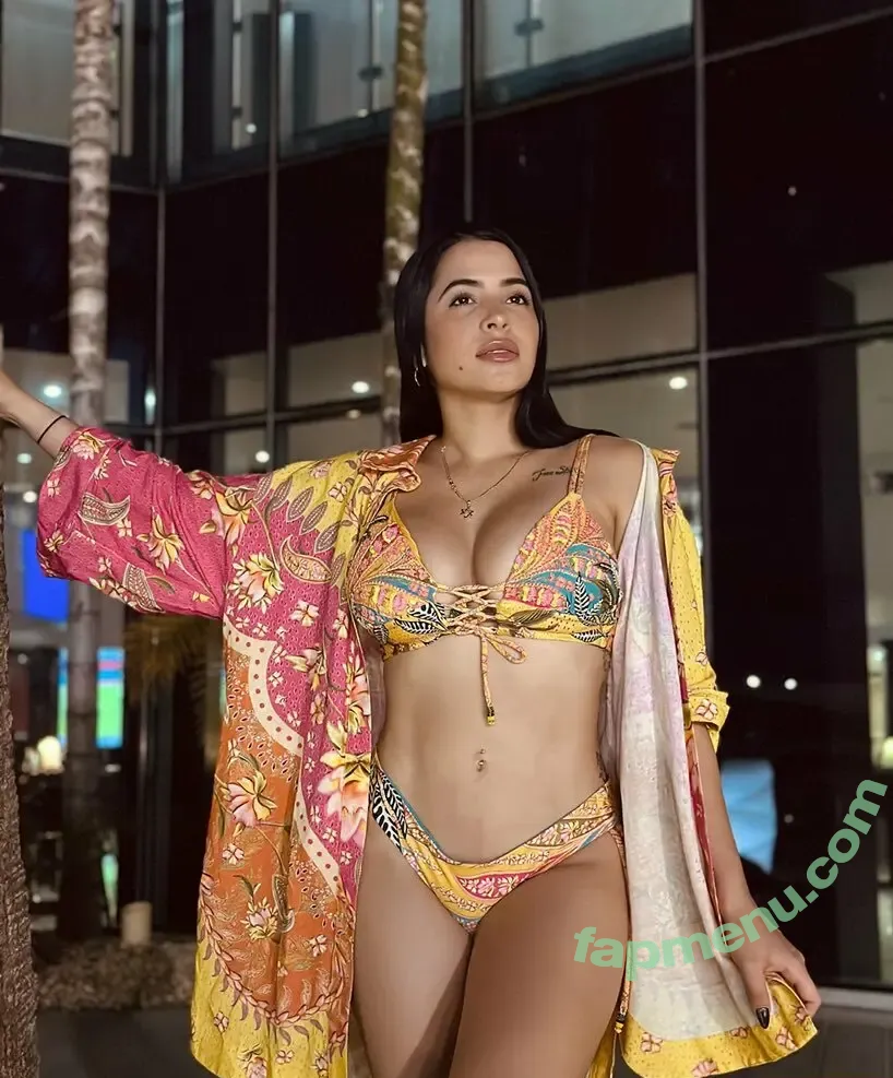 Gabriella Monasterios nude photo #0004 (monasteriosgabriella)