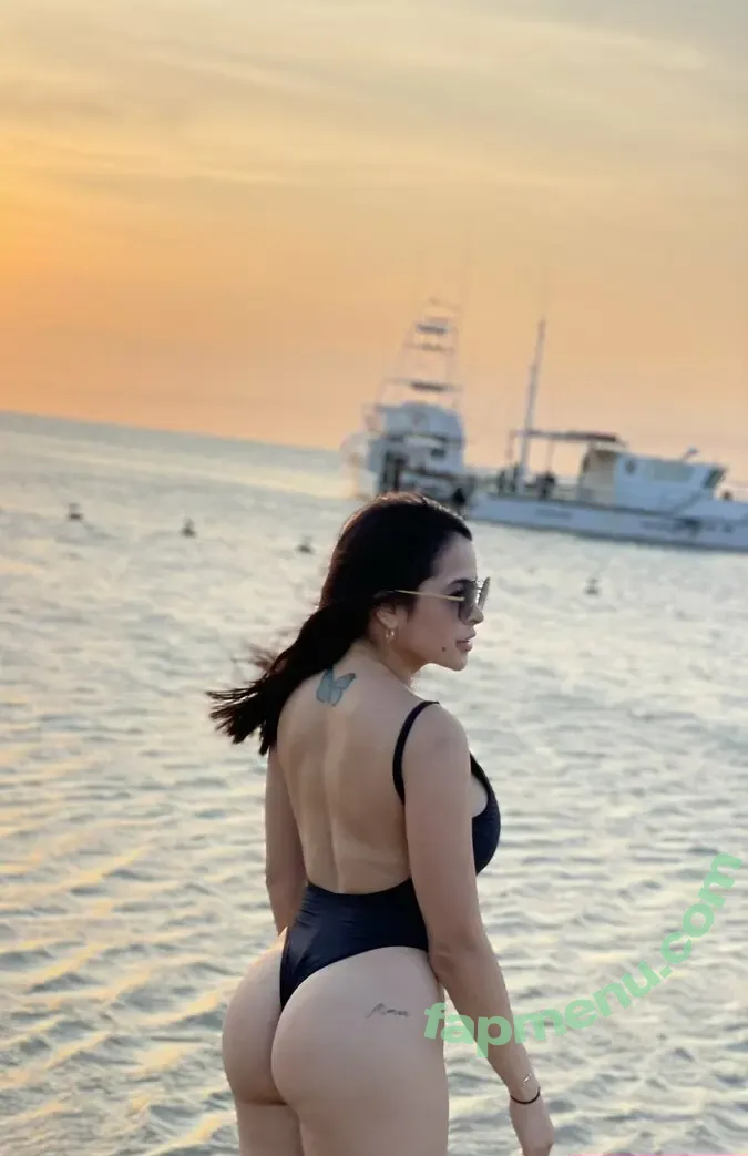 Gabriella Monasterios nude photo #0035 (monasteriosgabriella)