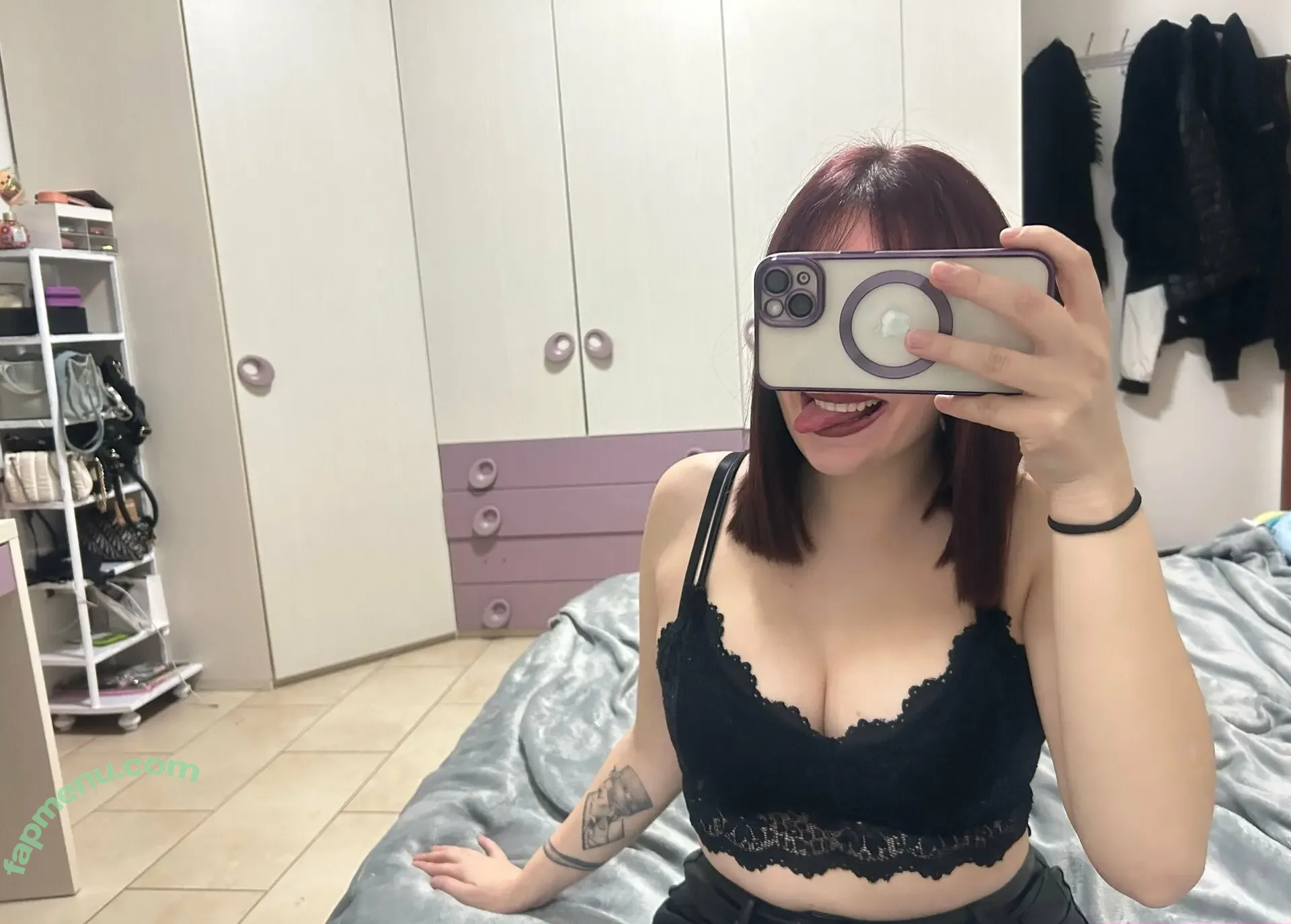 gabriellarios nude photo #0004 (gabriellarios)