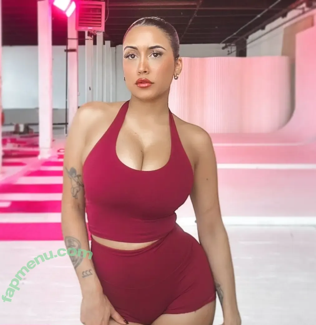 Gabrielle Fecura nude photo #0010 (gbabycakes / savorgabrielle)