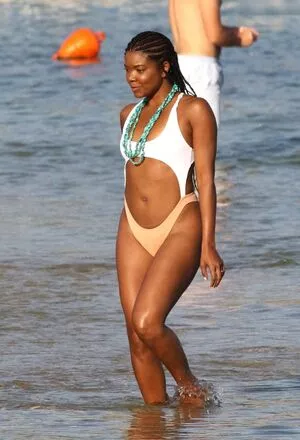 Gabrielle Union / gabunion / itsgabrielleu nude photo #0289