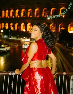 Gabrielle Union / gabunion / itsgabrielleu nude photo #0362