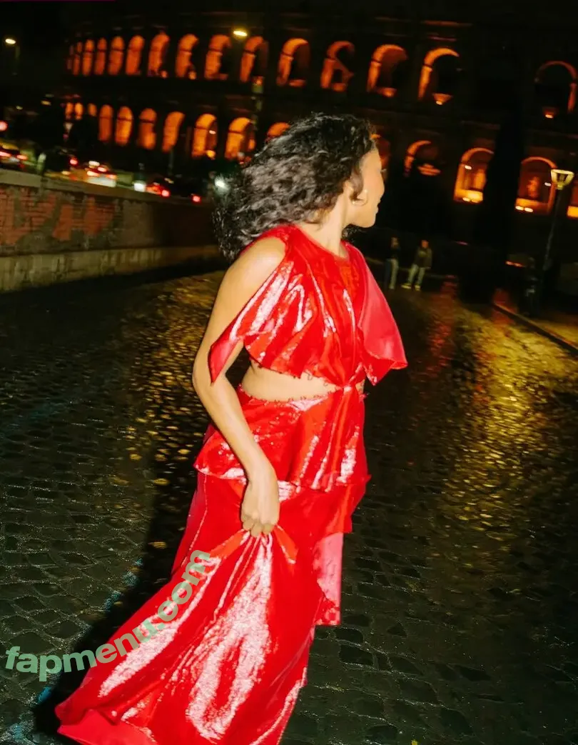 Gabrielle Union nude photo #0364 (gabunion / itsgabrielleu)