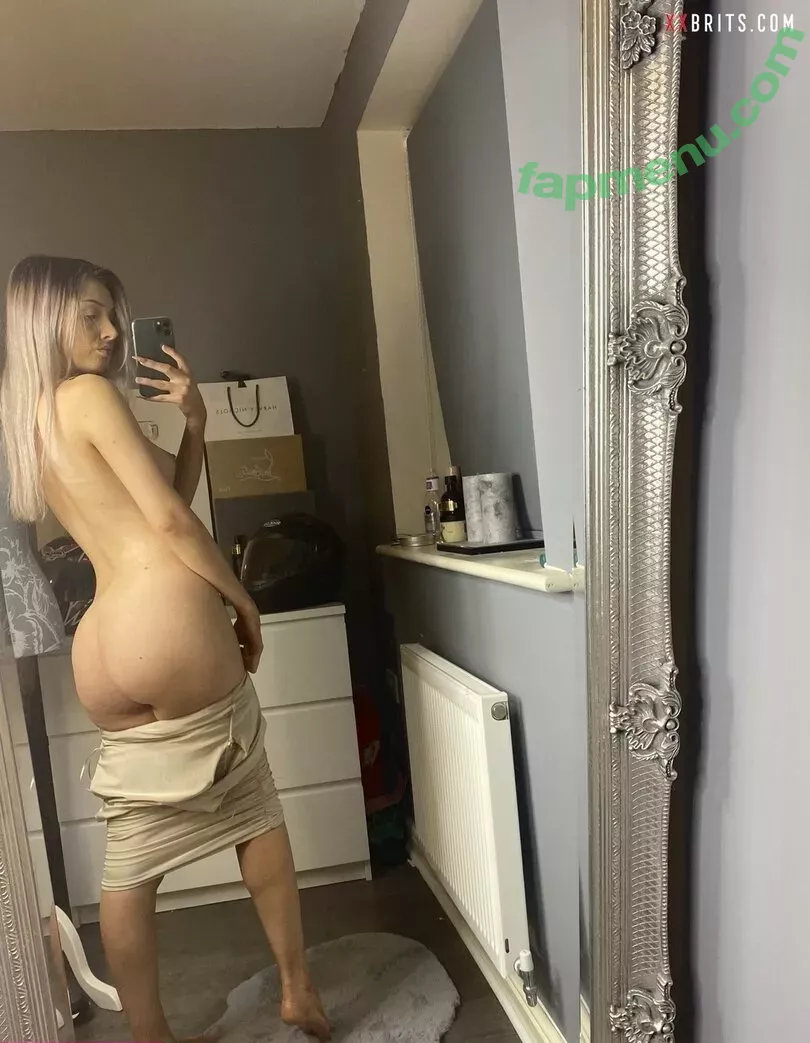 gabriellelouise nude photo #0213 (gabriellelr0b / gabriellelrobsonn)