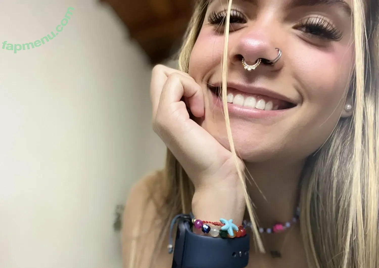 Gaby Ferrer nude photo #0100 (camgirl_gabyy / gaby__ferrer_ / gaby_ferrer)