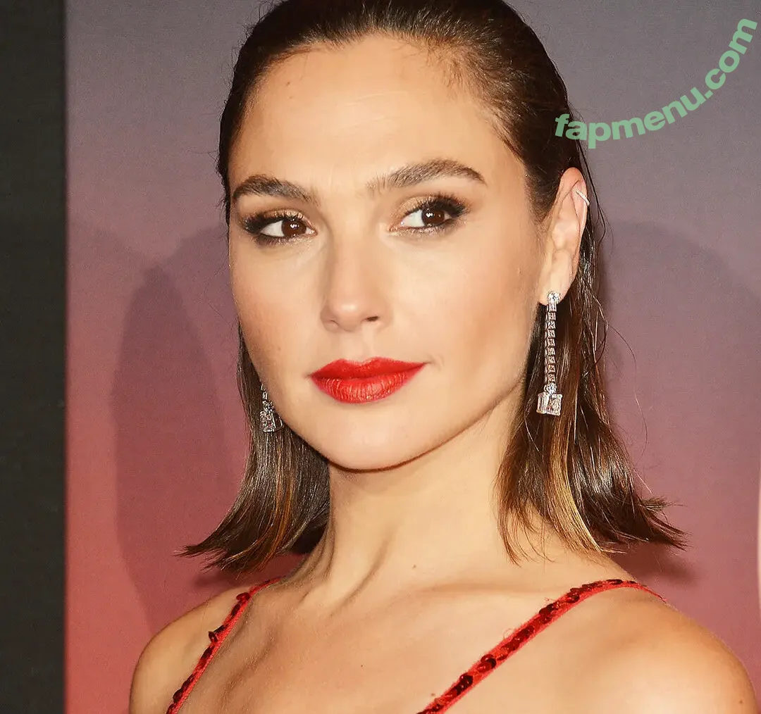Gad Gadot nude photo #0017 (Gad Gadot)
