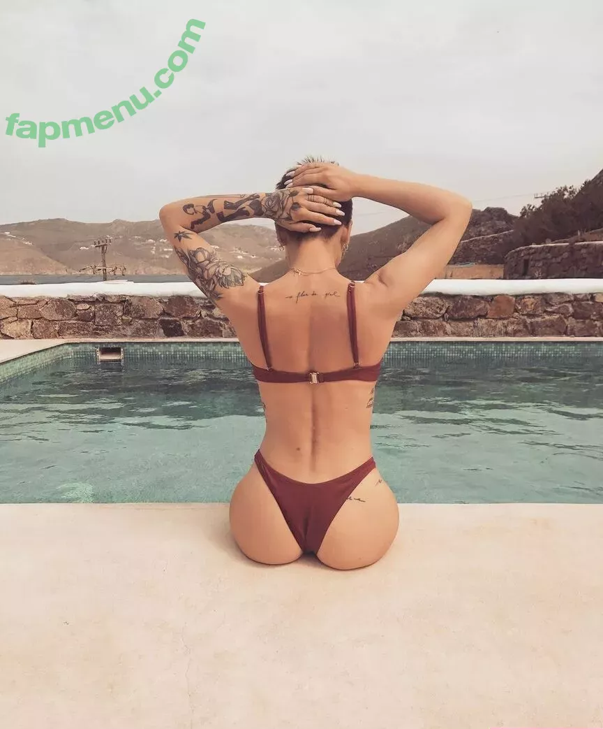 Gaelle Garcia Diaz nude photo #0094 (GaelleGD)