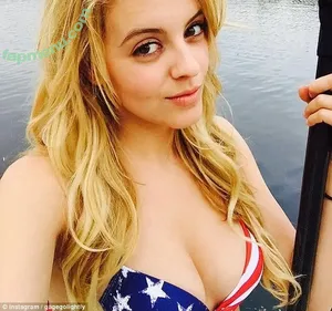 Gage Golightly / gage_golightly_ nude photo #0005