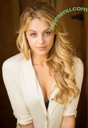 Gage Golightly / gage_golightly_ nude photo #0011