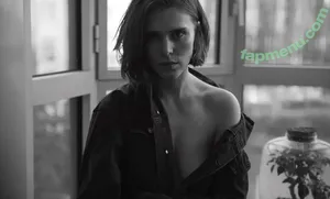 Gaia Weiss / gaiaontop / gaiaweiss nude photo #0034