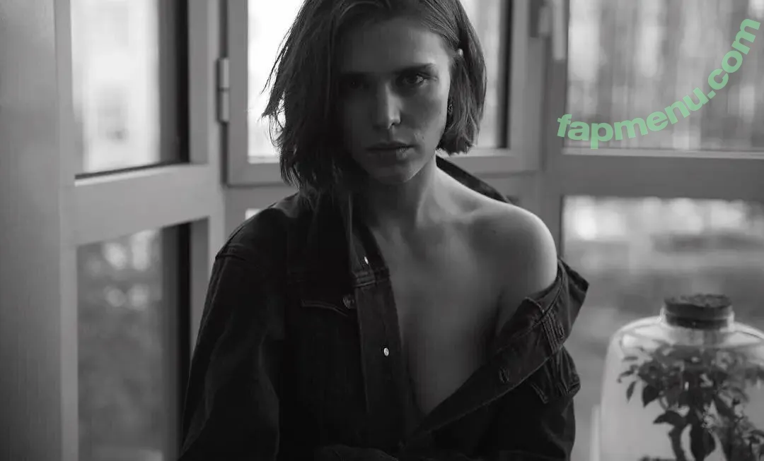Gaia Weiss nude photo #0034 (gaiaontop / gaiaweiss)