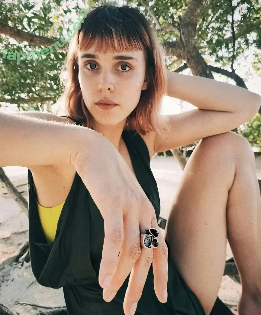 Gaia Weiss nude photo #0036 (gaiaontop / gaiaweiss)