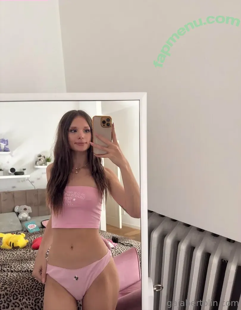 gajabertolin nude photo #0016 (gajabertolin)