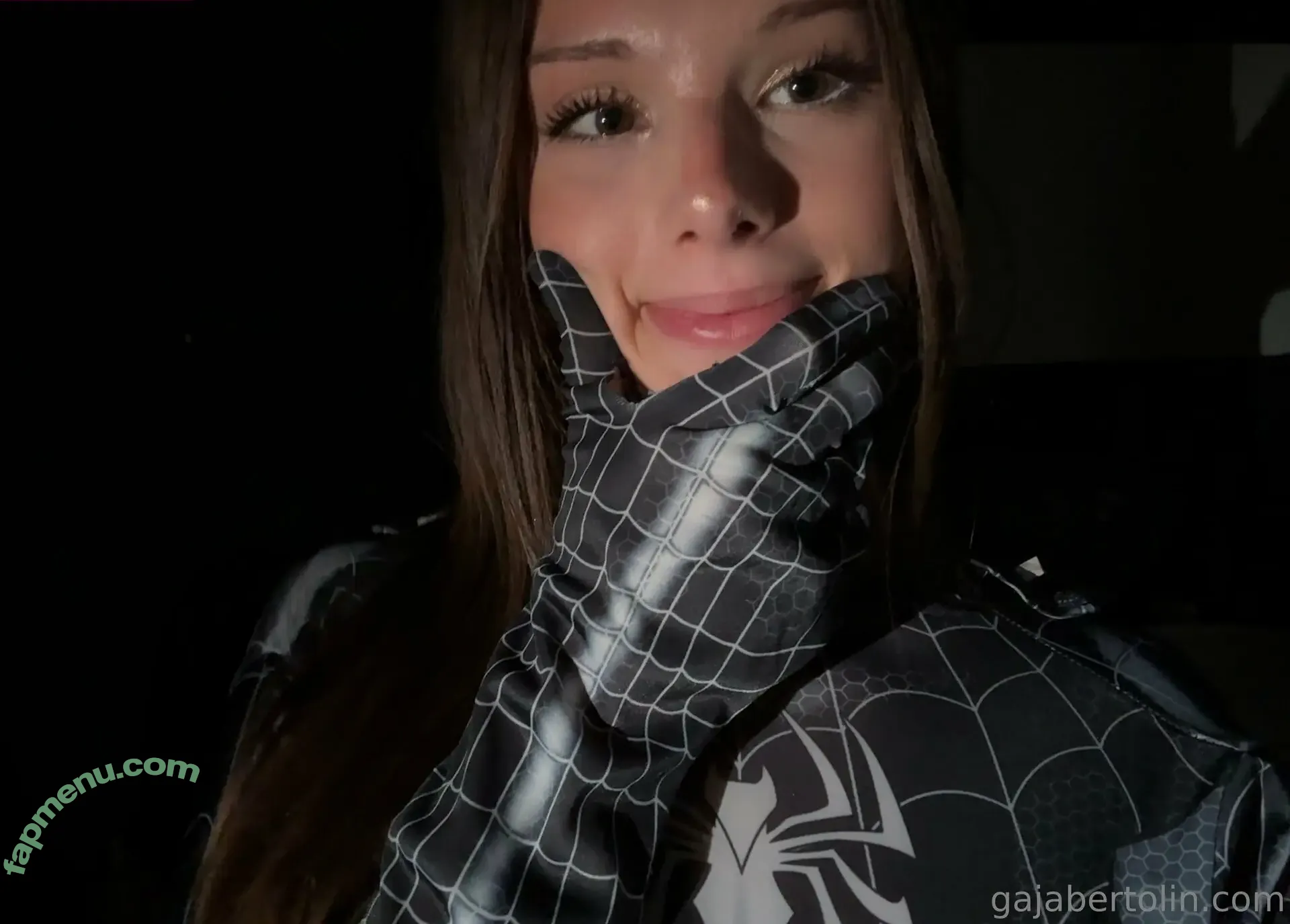 gajabertolin nude photo #0019 (gajabertolin)