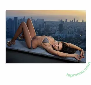 gal_gadot / inked_hriss nude photo #3060
