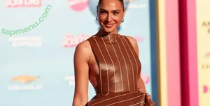 gal_gadot / inked_hriss nude photo #3068