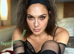gal_gadot / inked_hriss nude photo #3079