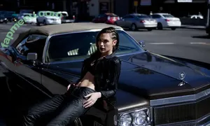 gal_gadot / inked_hriss nude photo #3087