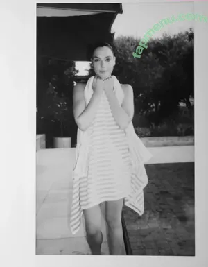 gal_gadot / inked_hriss nude photo #3207
