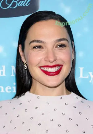 gal_gadot / Gal Gadot / inked_hriss nude photo #3288