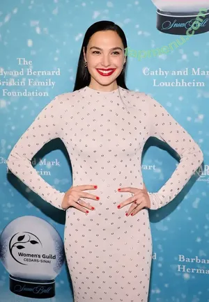 gal_gadot / Gal Gadot / inked_hriss nude photo #3297