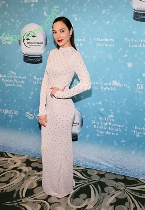 gal_gadot / Gal Gadot / inked_hriss nude photo #3299