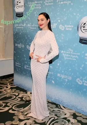 gal_gadot / Gal Gadot / inked_hriss nude photo #3302